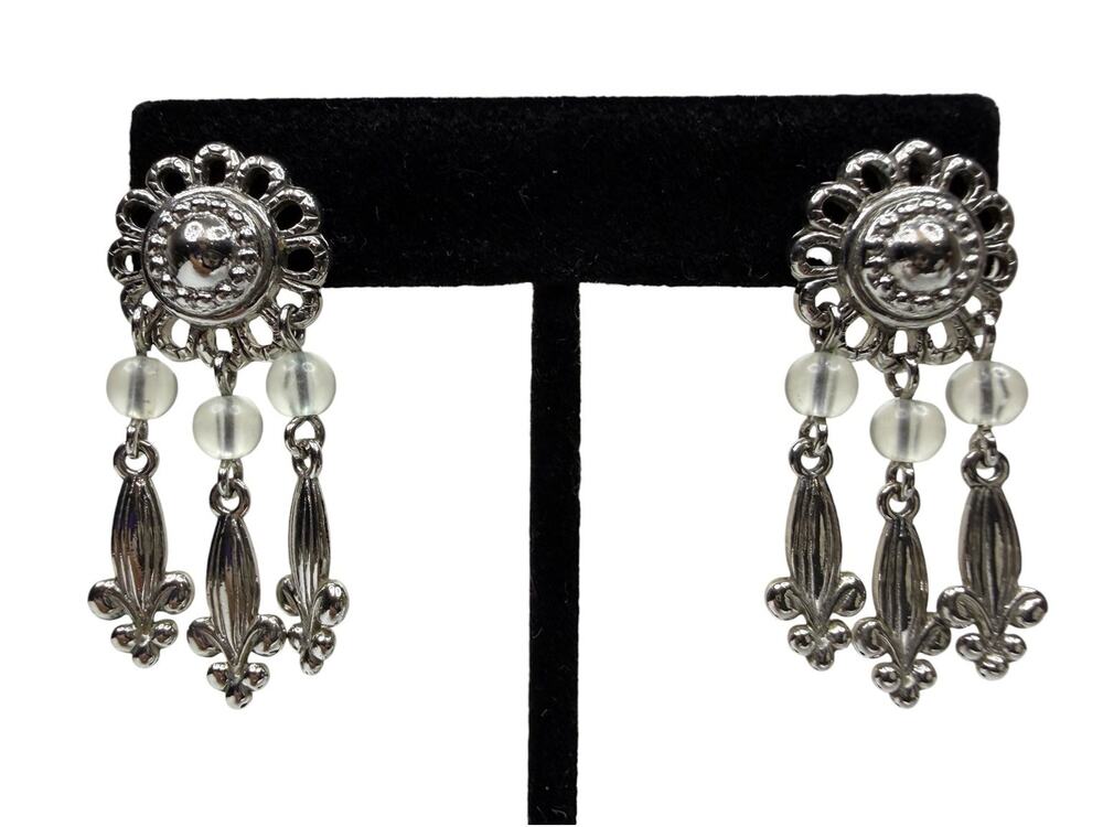 Vintage Silver Tone Dangle Earrings Frosted Bead Fleur de Lis Post Back 1.5"